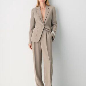 NWT Aritzia The Effortless Pant - Crepette Nomad Taupe 10 Reg